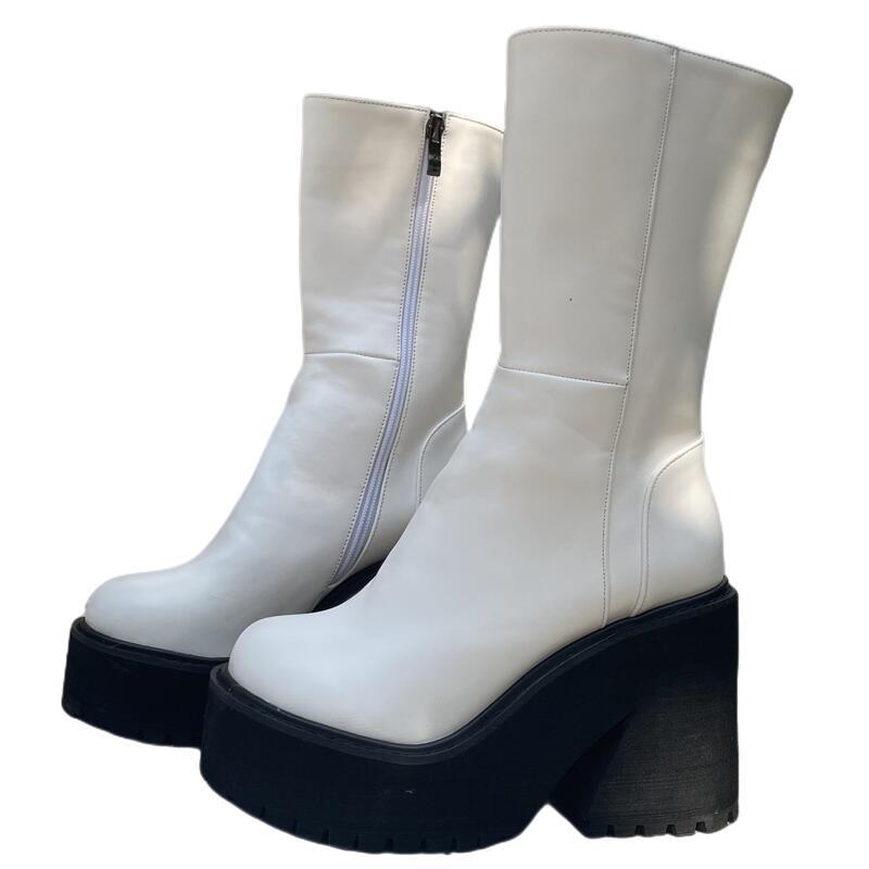 Platform Round Toe Side Zip Low Boots