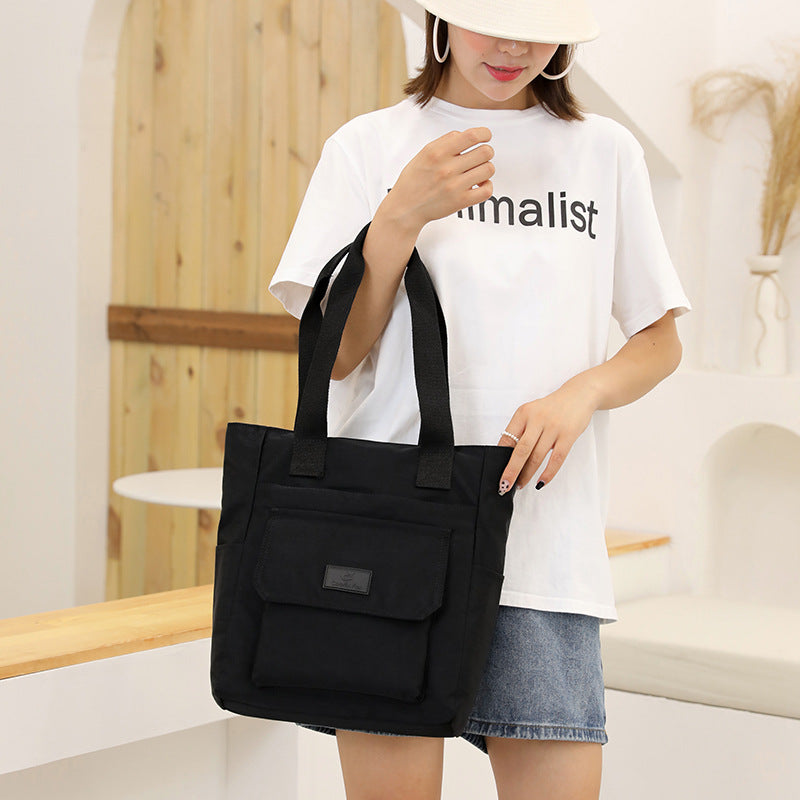 Large Capacity Women's Fashionable Nylon Shoulder Bag