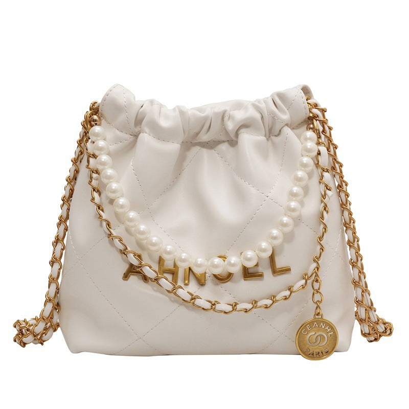 Women's Diamond Chain Messenger Bag Pearl