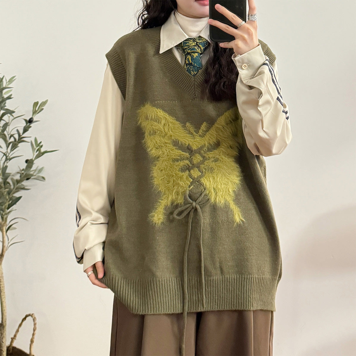 Butterfly Rope Knitwear V-neck Sweater Vest