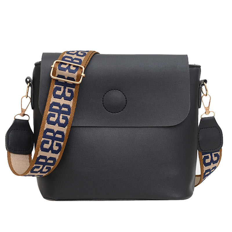 Retro Fashion PU Messenger Temperament Western Style Shoulder Bag