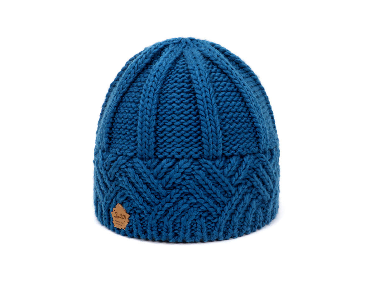 Women's Warm Plush Thickened Wool Ball Knitted Hat