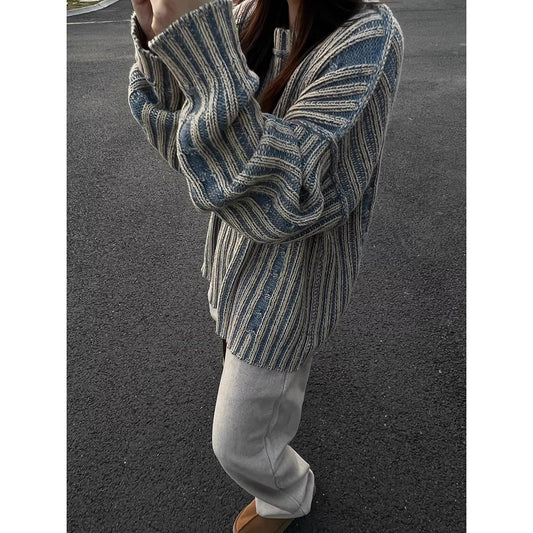 Cleanfit Vintage Stripe Contrast Color Sweater Women