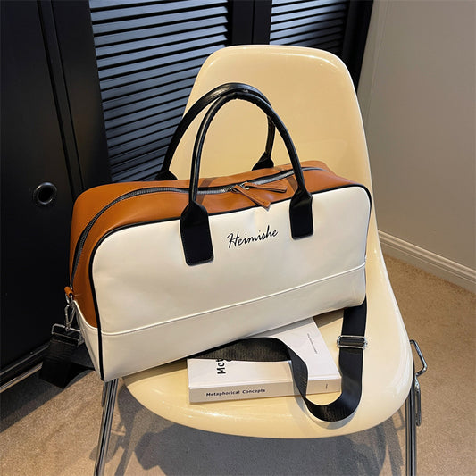 Womens Lightweight Versatile Crossbody Or Shoulder Daypack