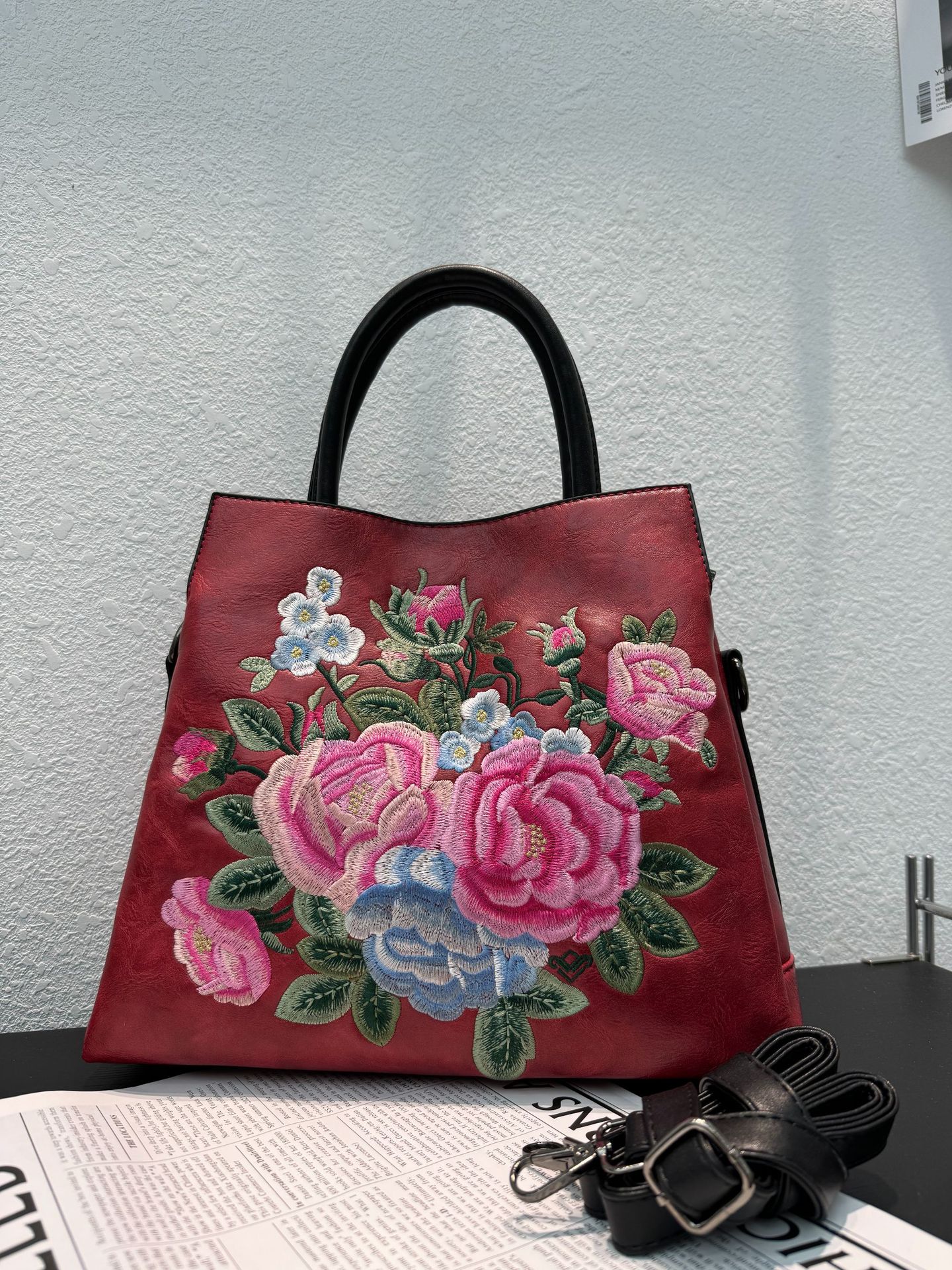 Tote Bag With Embroidered Peony Flowers Ethnic-style Textured Design