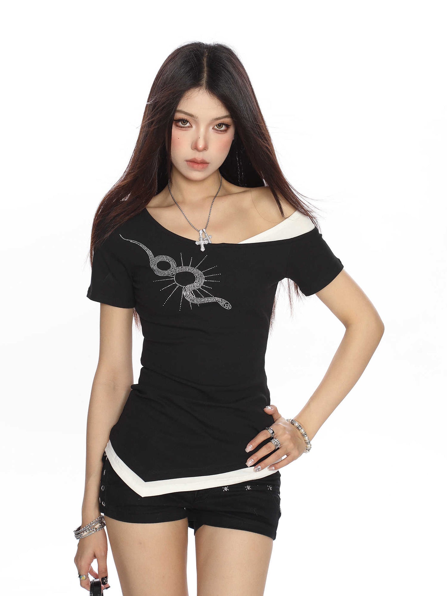 Rhinestone Slange Falsk Todelt Skulder Kortærmet T-shirt