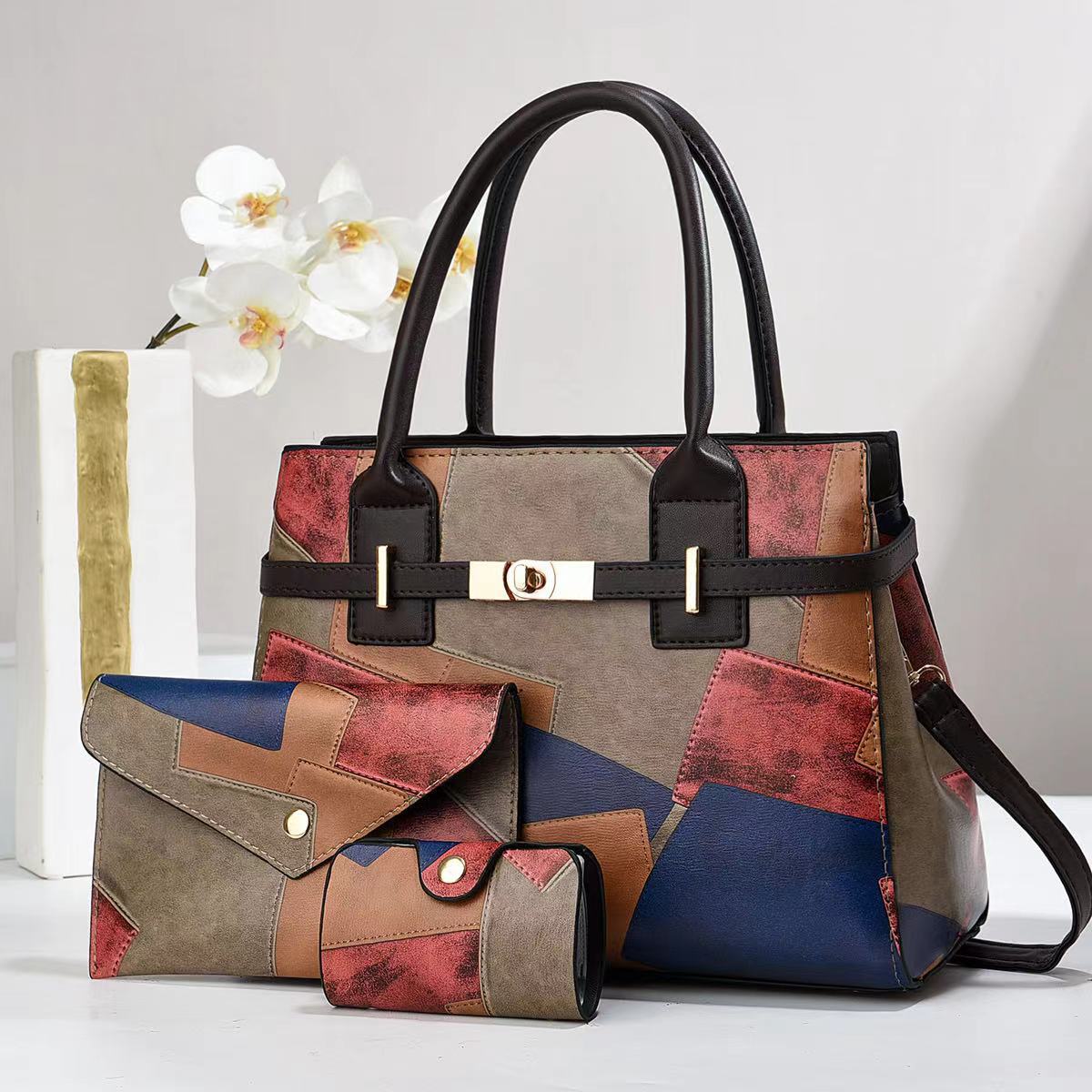 Large-capacity Womens Crossbody Shoulder Bag For Commuting And Hand-carrying