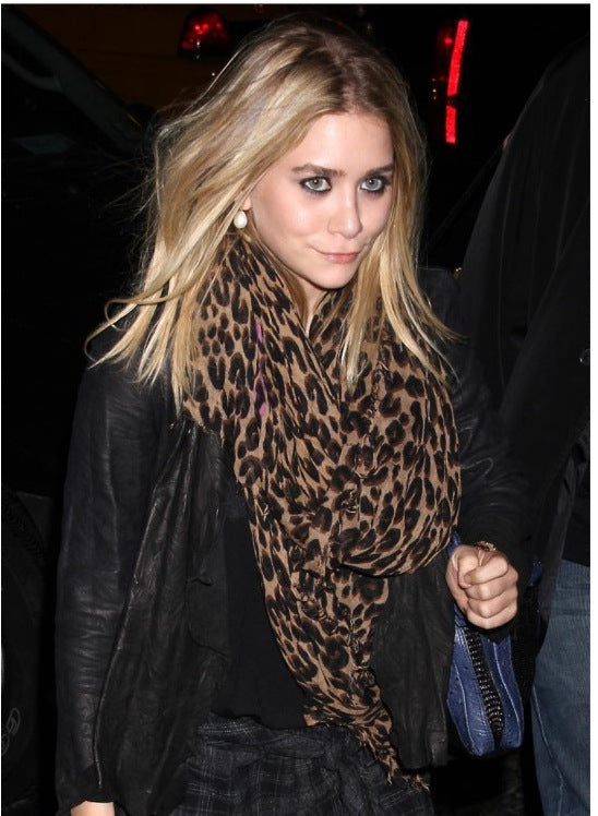 Female Fashion Simple Leopard Print Chiffon Scarf