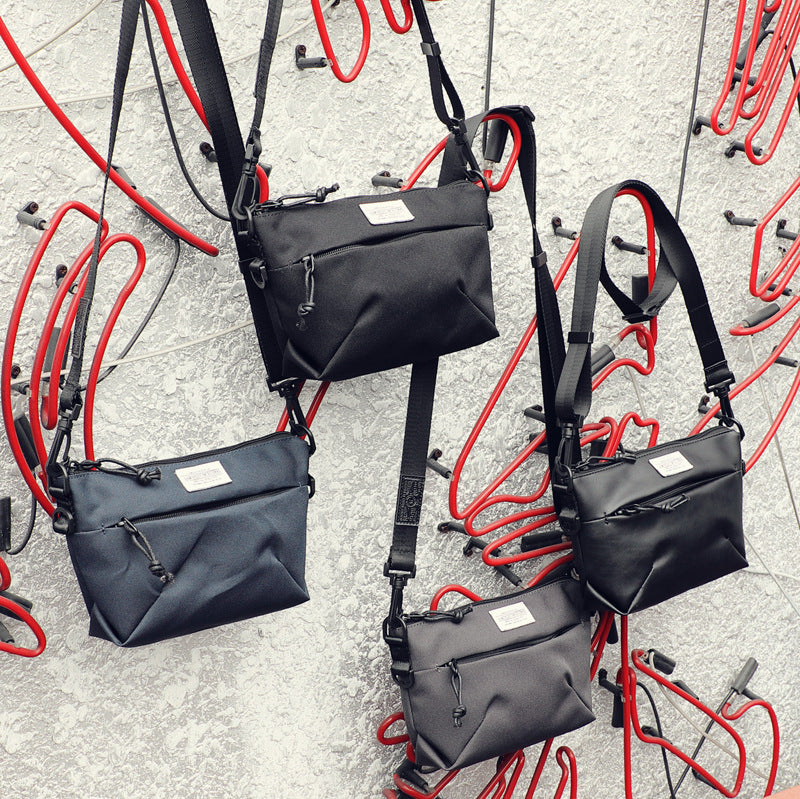 Casual Men's Shoulder Bag Fashion Trend Hip Hop Messenger Bag
