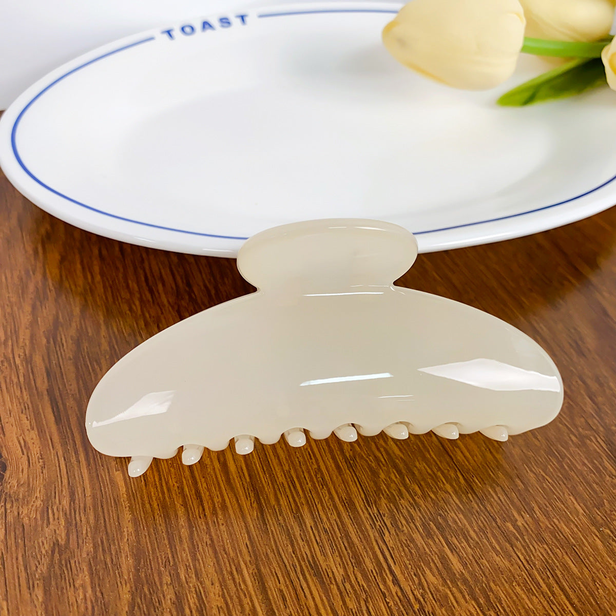 High-grade Semicircle Plastic Hairpin Elegant And Fashionable