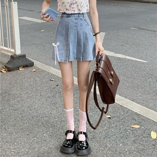 line Pleated High-waisted Skirt New Style