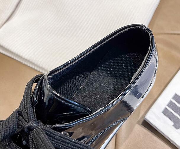 Women's Lace-up Square Toe Patent Leather Platform Shoes