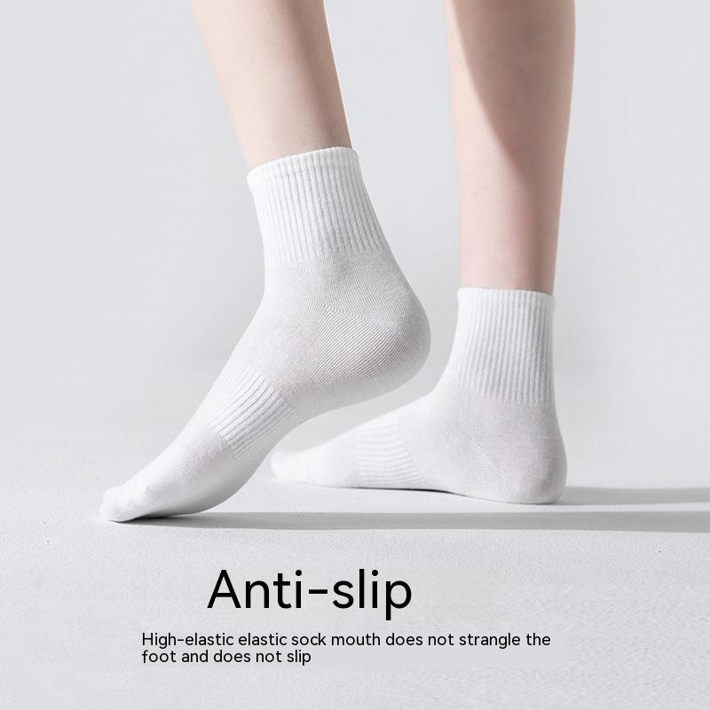 Men's And Women's Fashionable Breathable Solid Color Socks