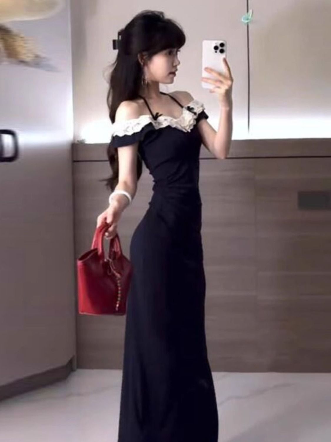 French-style Chic Lace Cutout Patchwork Summer Dress For A Sassy Edgy Look