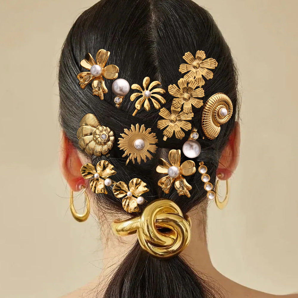 Lady's Flower Simple Titanium Steel Barrettes Suit