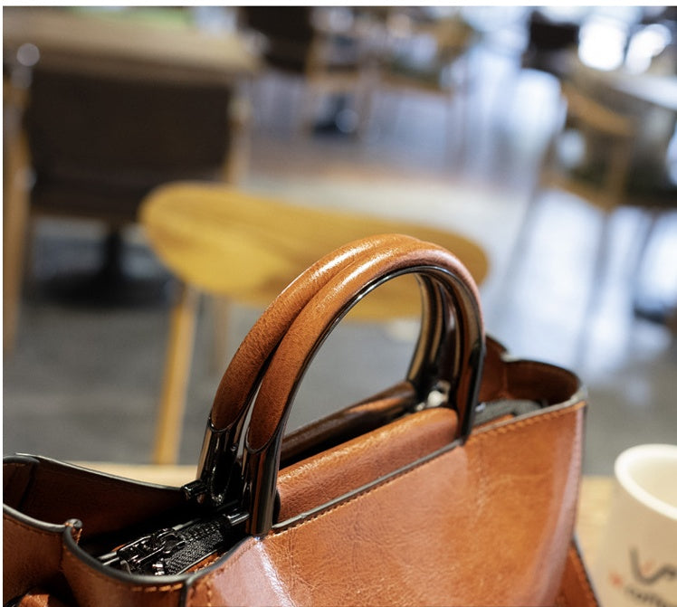 Trendy Retro Fashion Single Room Diagonal Female Bag