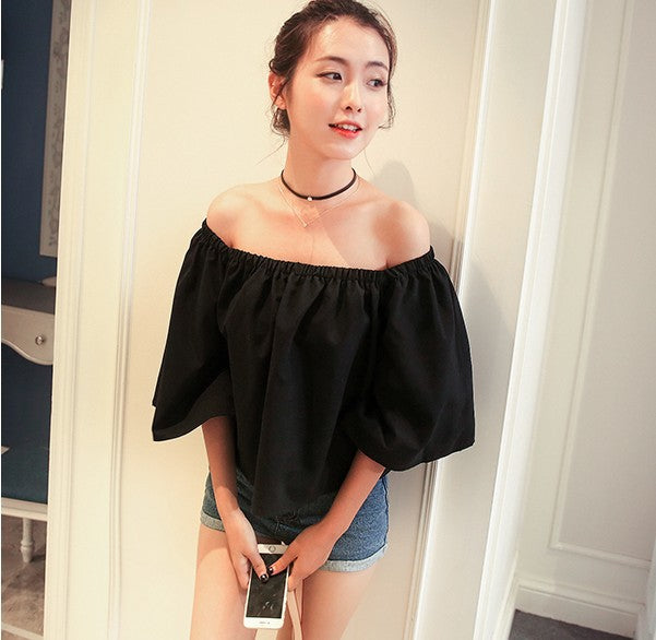 Women With A Collar Shoulder And Horn Sleeves