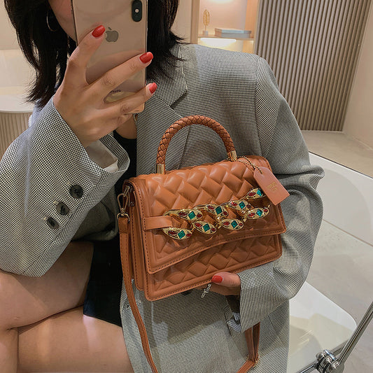 Vintage Diamond Color Diamond Chain Shoulder Bag