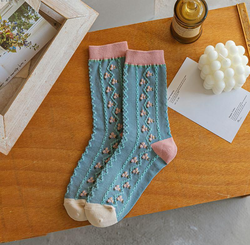 Women's Retro College Style Tulip Floral Cotton Socks