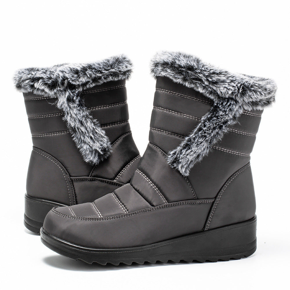 High Top Womens Snow Boots With A Faux Rabbit Fur Collar Side Chain Detailing And Waterproof Design For Maximum Warmth