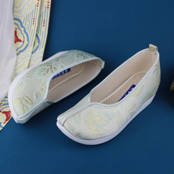 Dengyun's Hanfu Shoes Increase The Height Of The Head