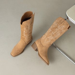 Womens Retro Embroidered Western Cowboy Boots