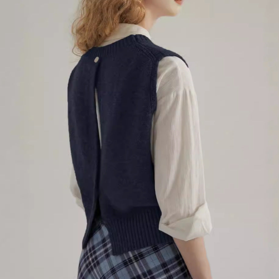 French Retro Gray Round-collar Twist Knitted Vest