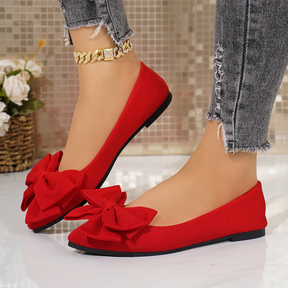 Plus-size Bow-tie Pointed-toe Slip-on Shoes