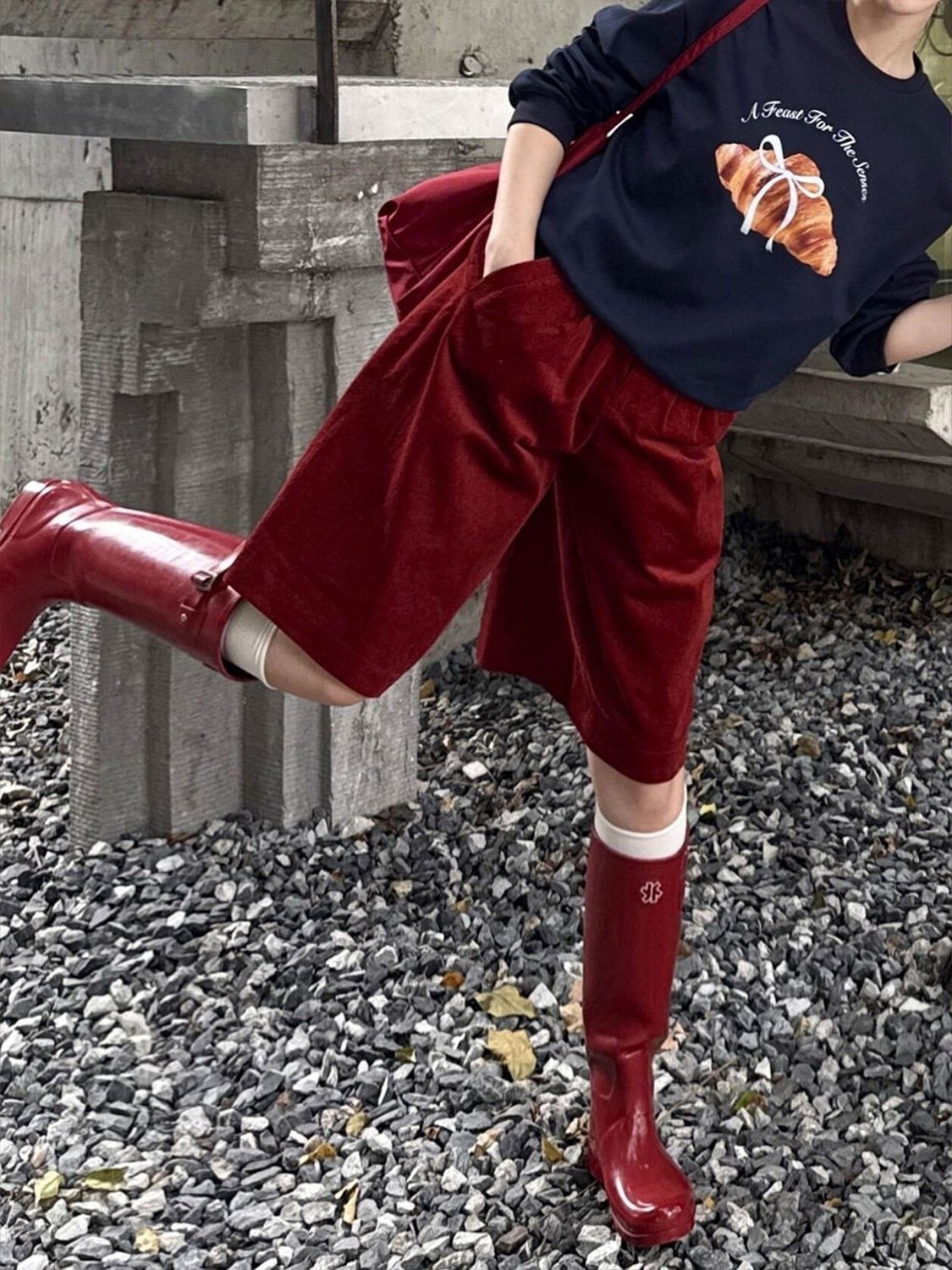 Stylish, High-end Red Corduroy Mid-length Pants