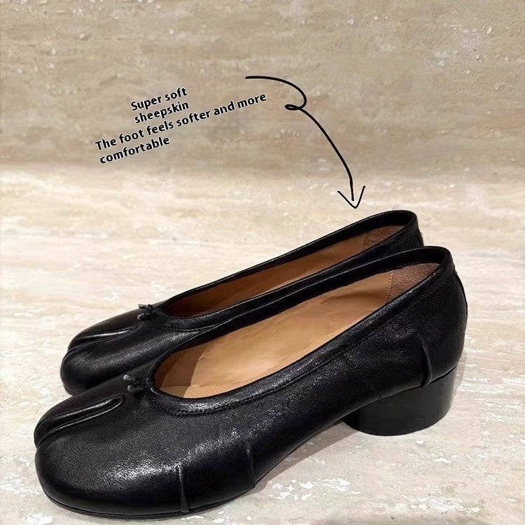Pleated Split-toe Women's Retro Ballet Shoes