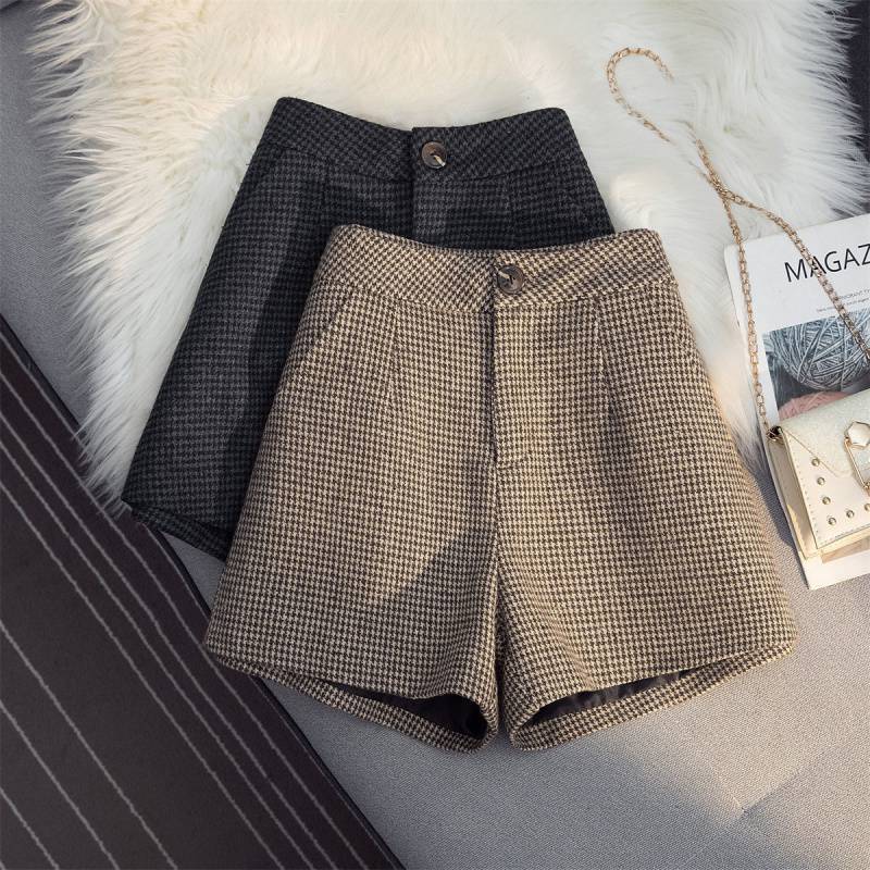 Women's Autumn And Winter Woolen High-waisted Wide-leg Houndstooth Shorts
