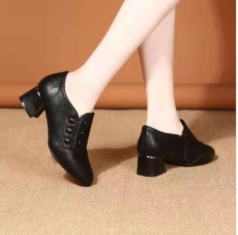 Large Size Mom Shoes Women's New Leather Shoes Mid Heel Chunky Heel Slip-on