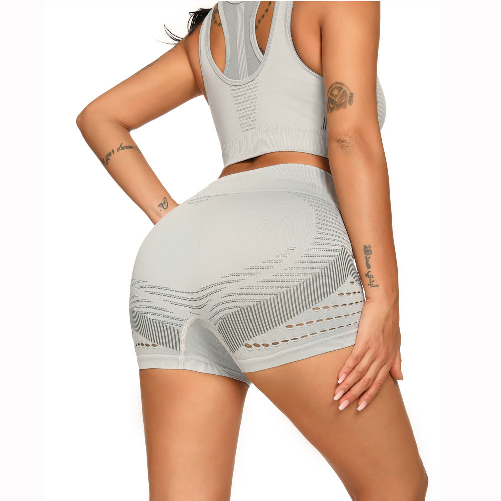 Simple Women's Hip-lift Seamless Yoga Shorts