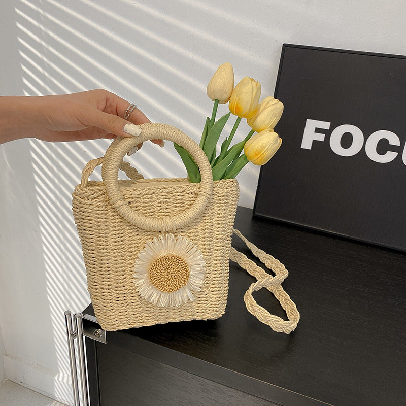 Women's Fashion Casual Single Shoulder Crossbody Straw Bag