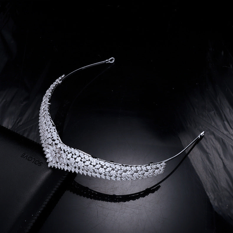 European And American Wedding Retro Headdress Bride Gets Married