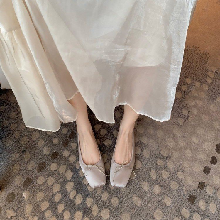 Square Bow Tie Shallow Cut Flat Sole Single Shoe