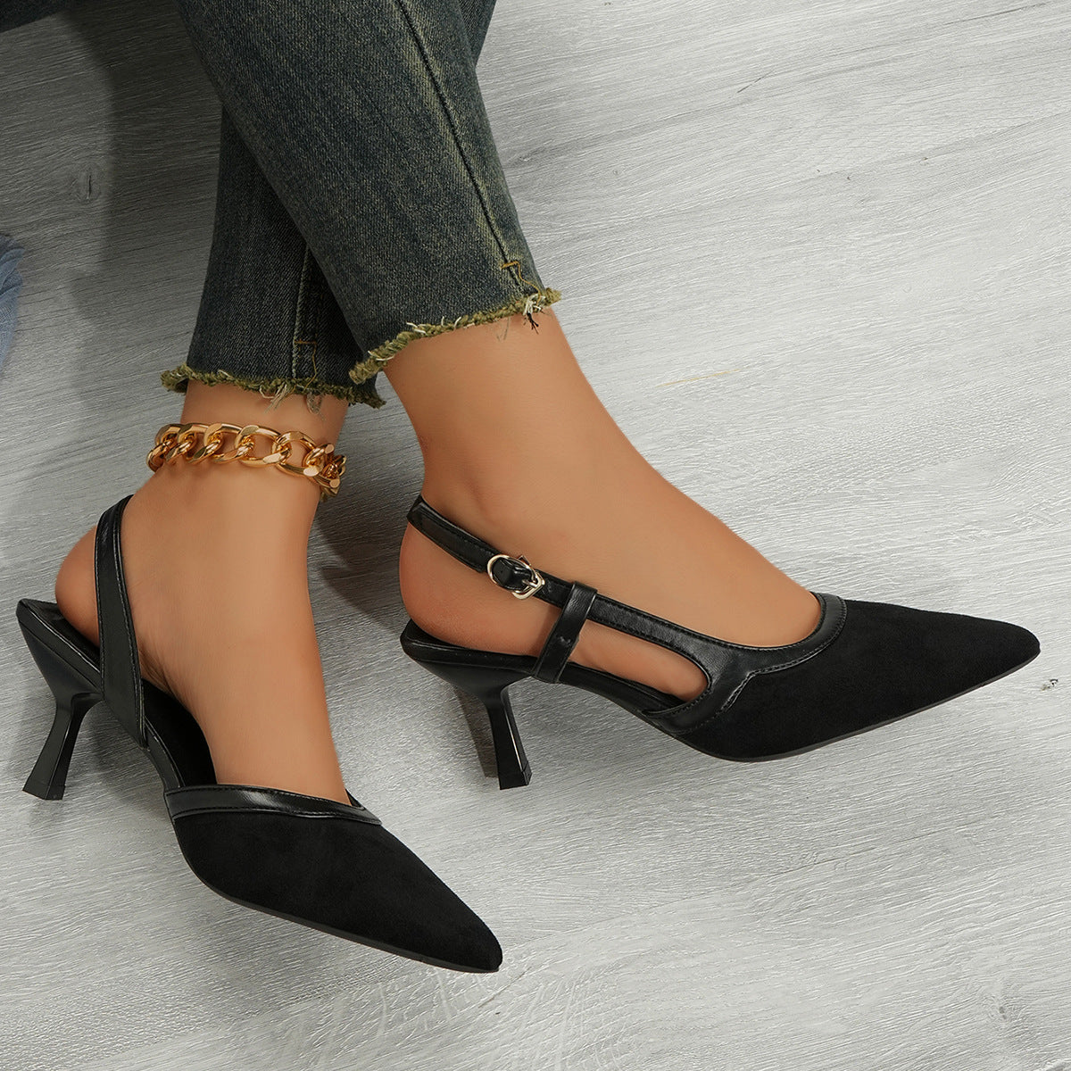 Pointed-toe Hollow-out High-heeled Sexy Versatile Sandals