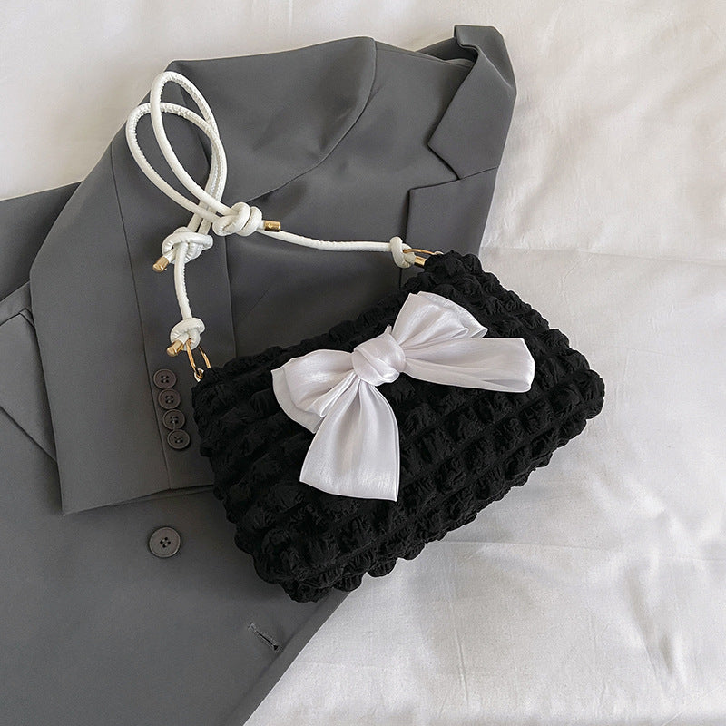 Niche Trendy One-shoulder Leisure Commute  Women's Fashion Simple Handbag