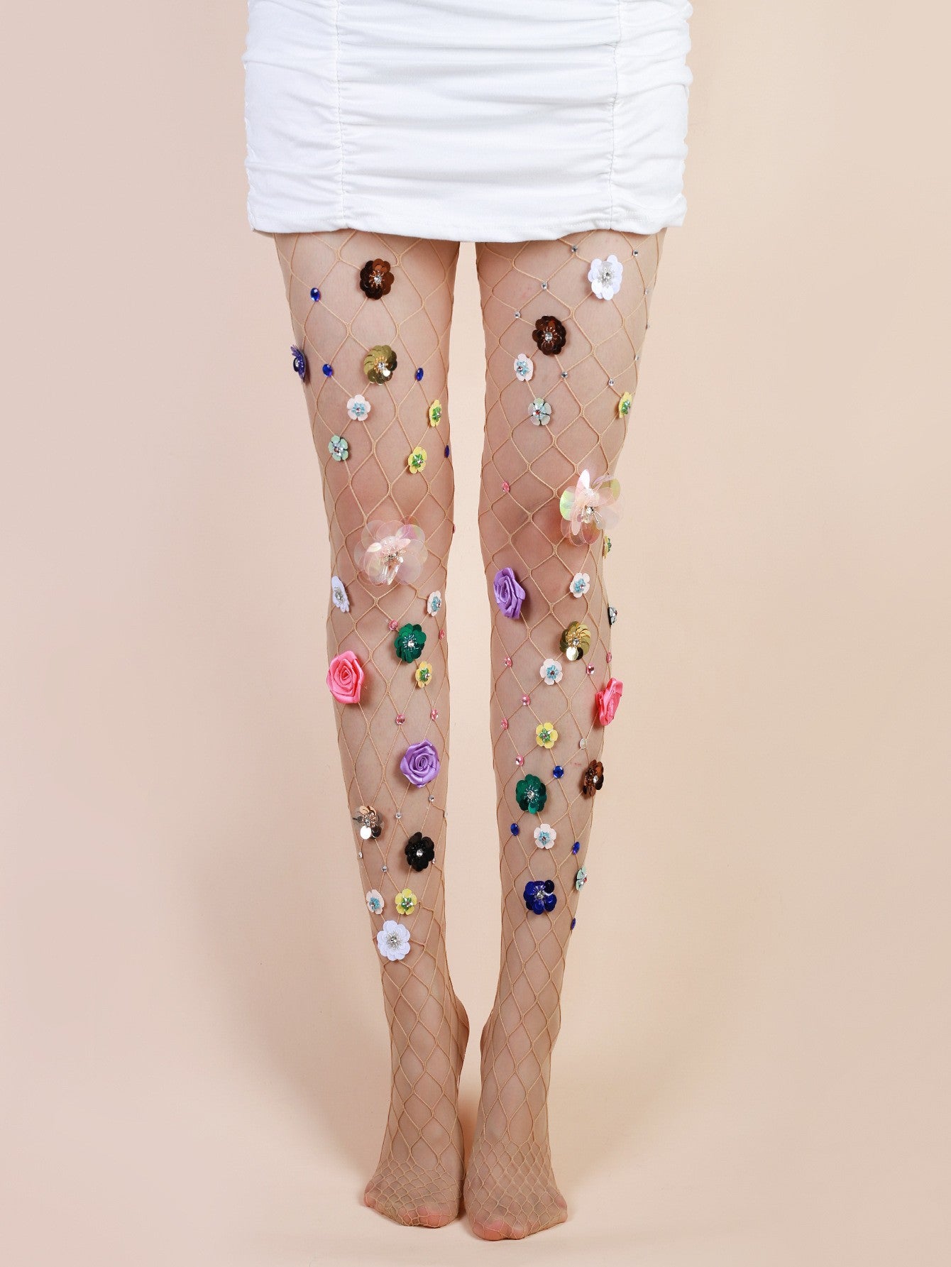 Slim Cut Pantyhose With Optional Hook Protection