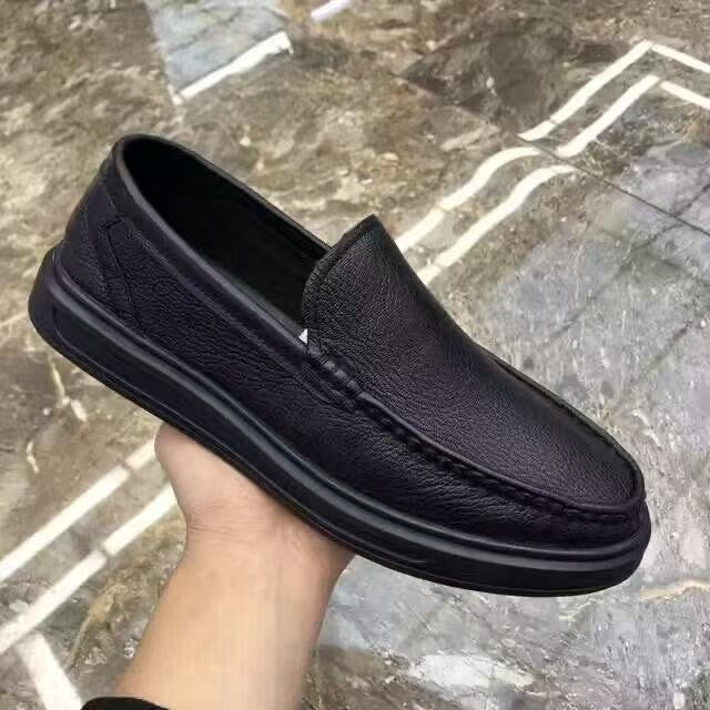 New Soft Leather Slip On Loafers With A Soft Upper