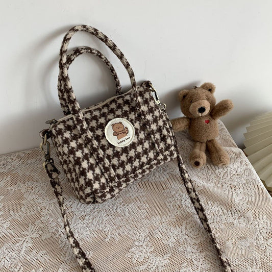 Fashionable And Personalized Plush Mini Messenger Bag For Women