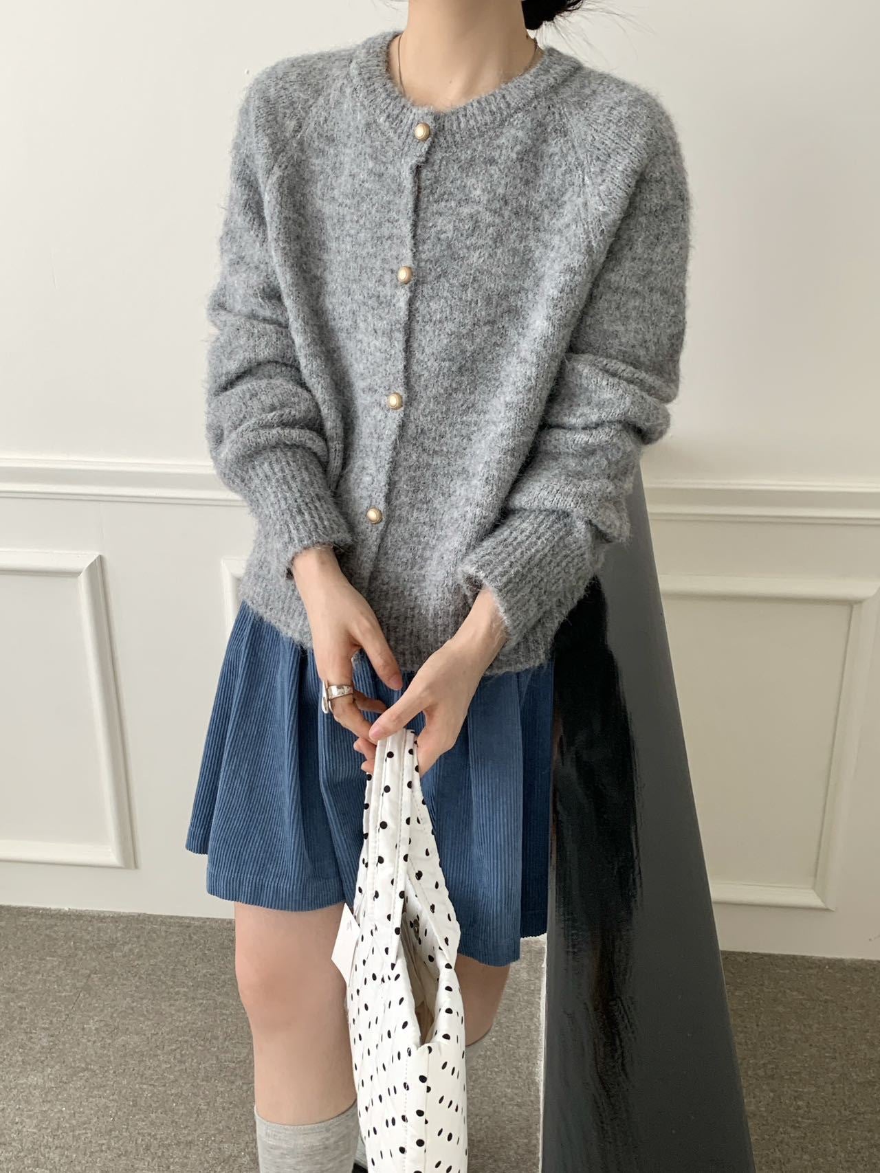 Metal Buckle Round Neck Knitted Cardigan Loose Casual