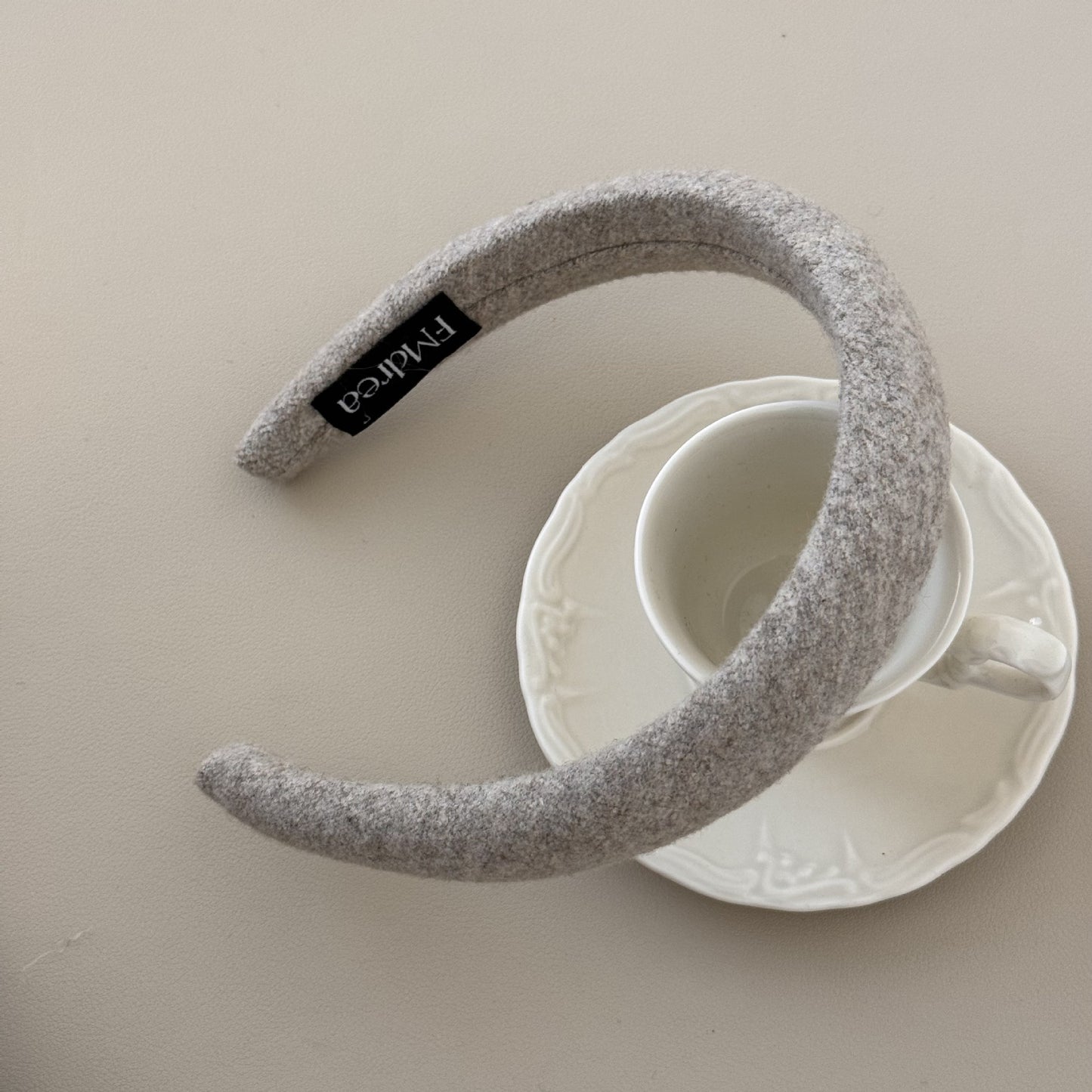 High Sense Oat Gray Texture Woolen Large Intestine Hair Ring