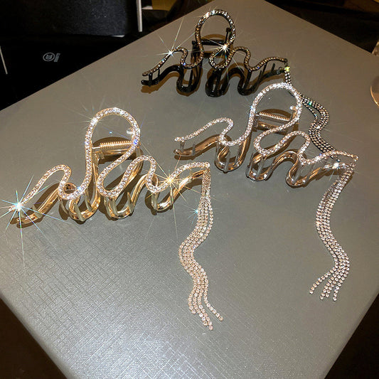 Back Of Head With Diamond Wavy Fringe Hairpin