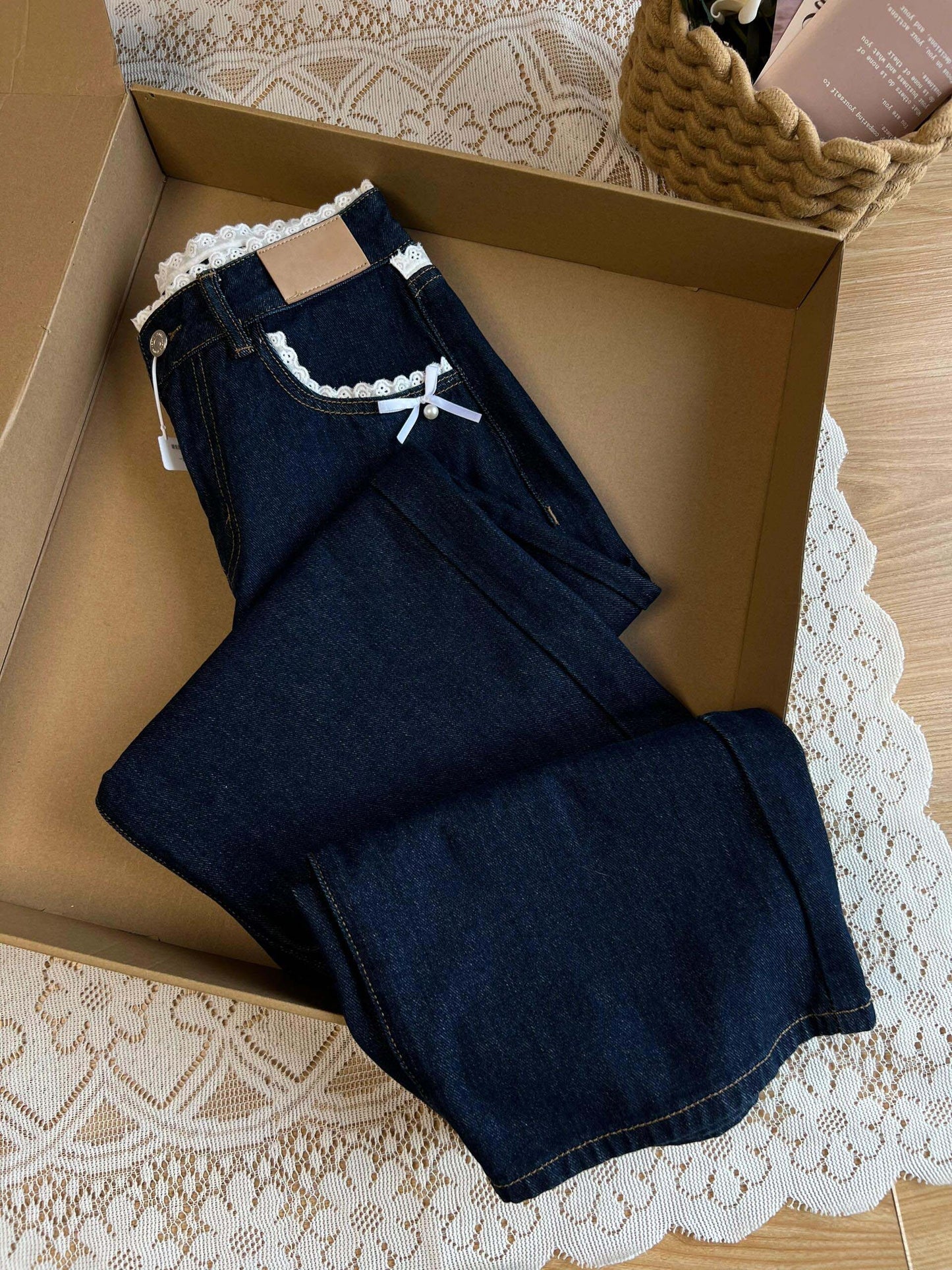 Retro Waist Lace Stitching Jeans Women's Winter Slimming Wide Leg Pants