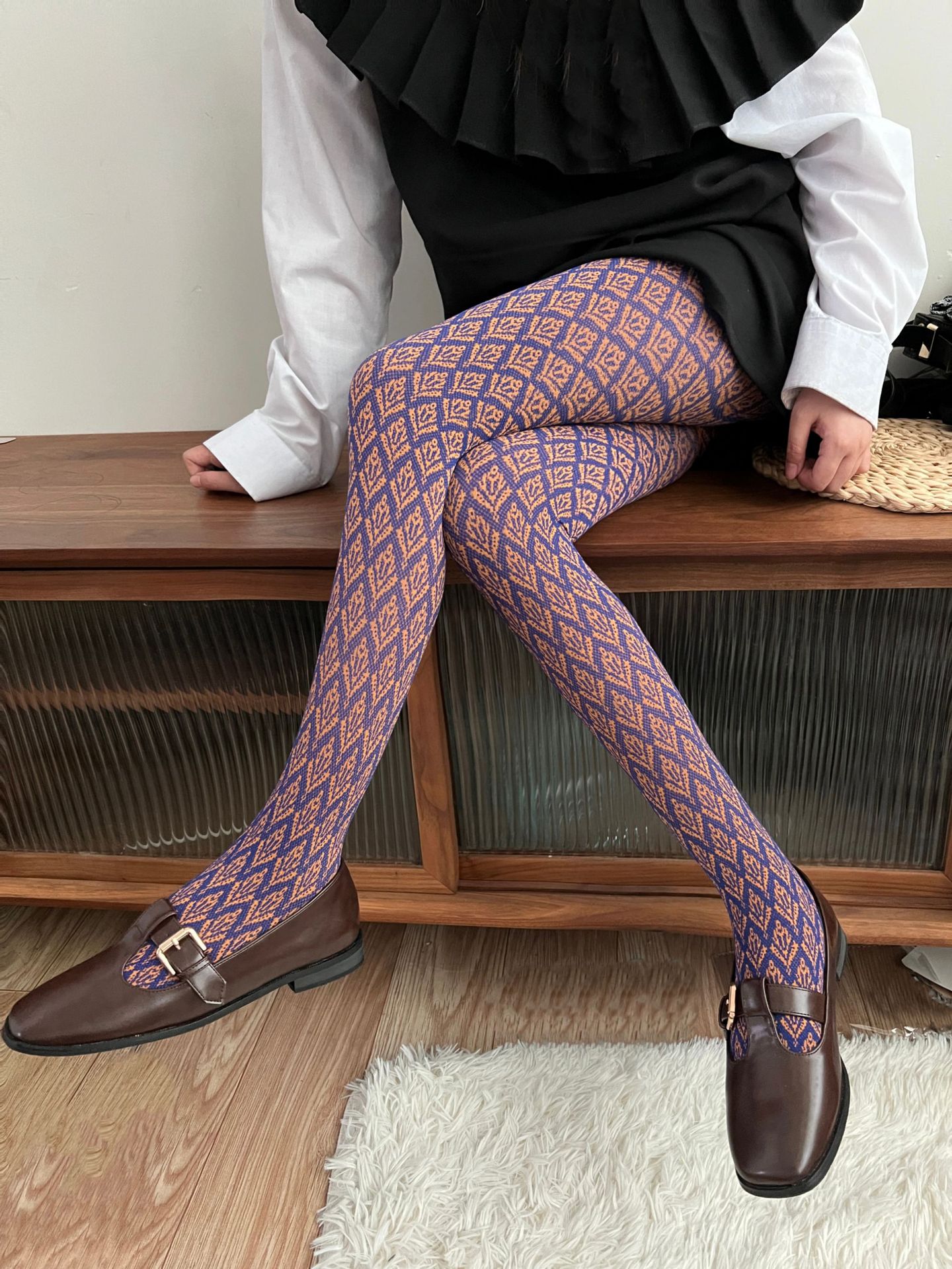 Japanese-style Retro Dark Floral Autumn Slimming White Tights