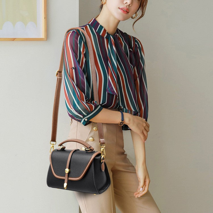 Free Shoulder Strap Square Bag Single Arrow