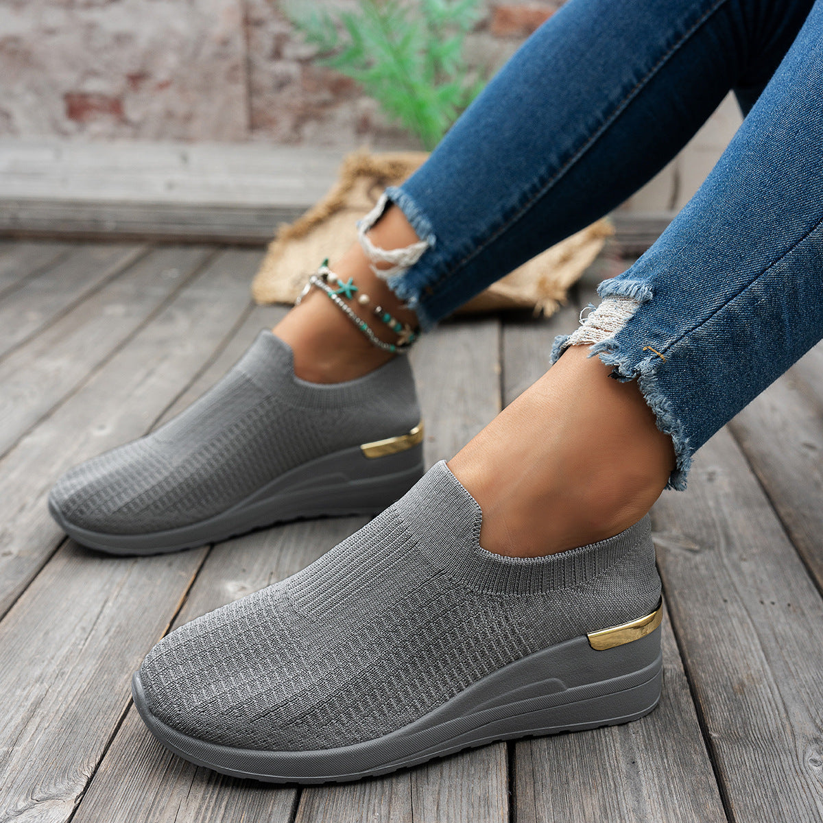 Womens Mesh Flyknit Thick-soled Breathable Casual Shoes