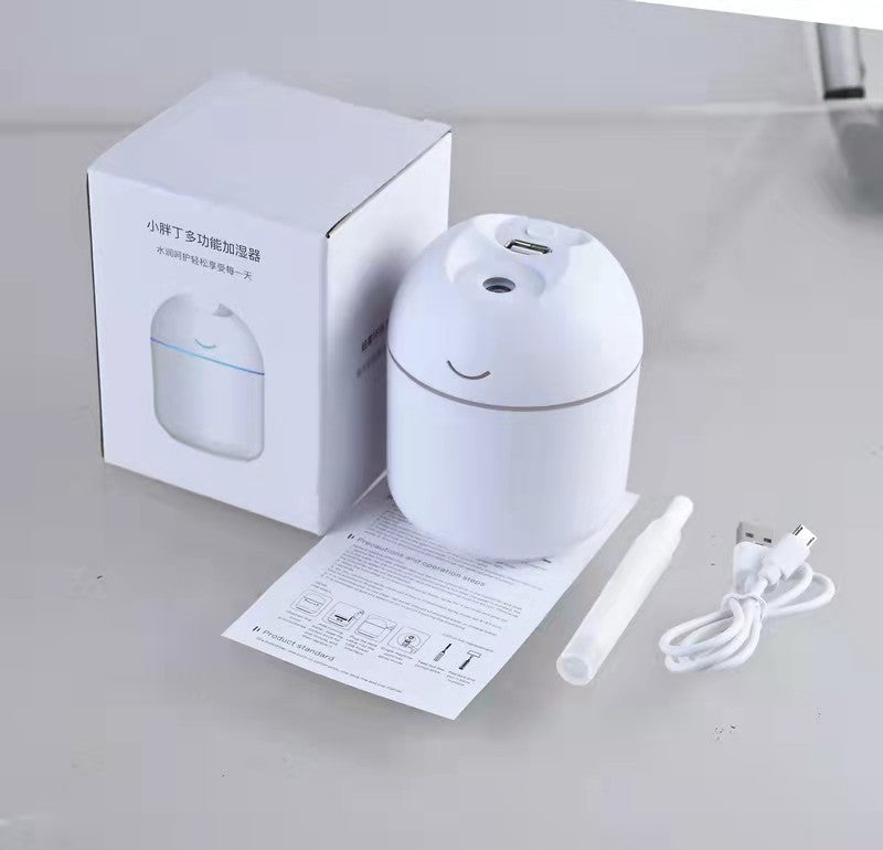 Small Desktop Home Car USB Large Capacity Spray Aromatherapy
