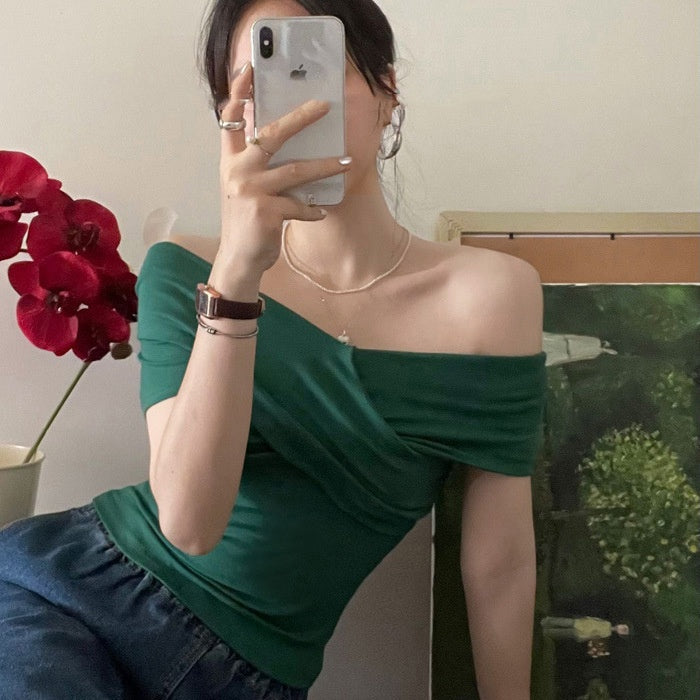 Arrival Hong Kong-Style Retro Off-Shoulder Short-Sleeve T-Shirt